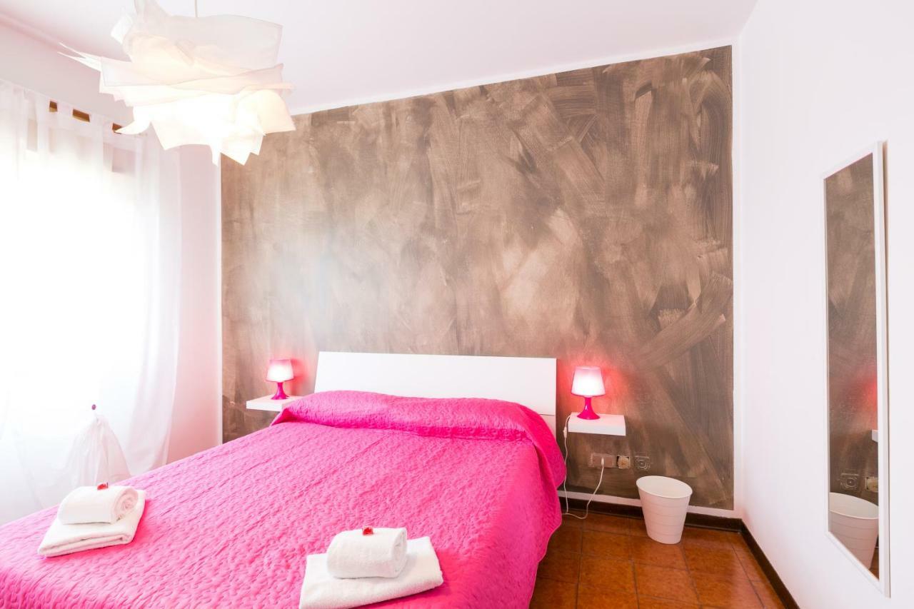 Bed and breakfast Vacanze Romane Extérieur photo